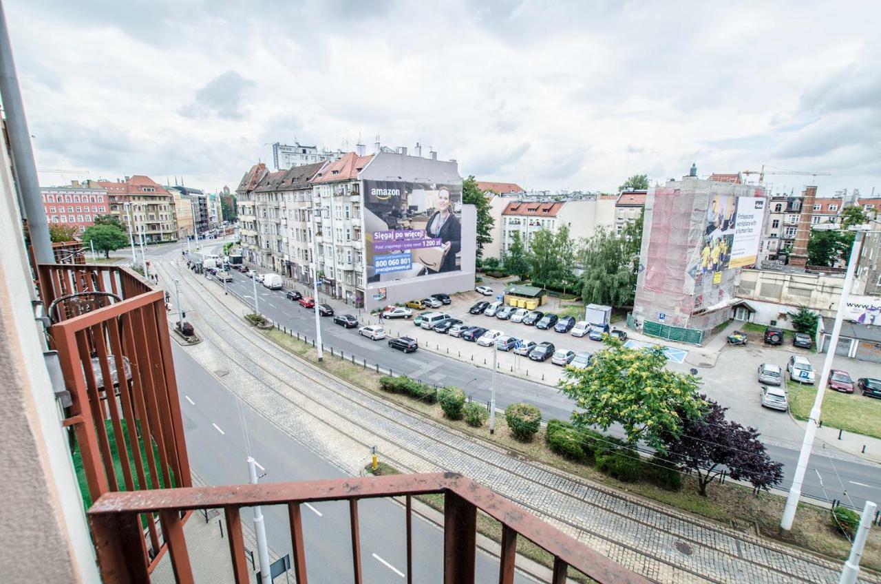 Stanislawa Dubois 29, * Wroclaw